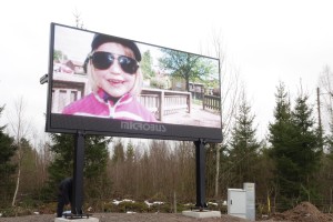 DIGITAL REKLAMSKÄRM
