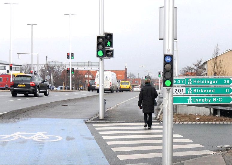 Ljussignaler Trafiksignaler i trafikmiljö